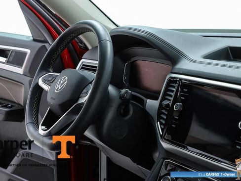 Used 2023 Volkswagen Atlas SE FWD image 35