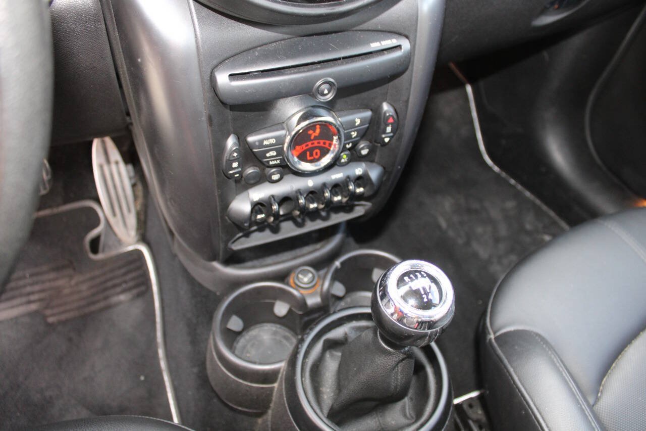 Used 2014 MINI Cooper Countryman S AWD/4WD image 16