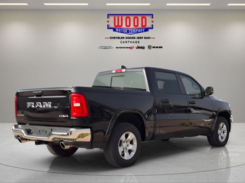 Used 2025 RAM 1500 Big Horn AWD/4WD image 2