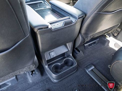 Used 2025 Toyota Sienna XLE Woodland Edition AWD/4WD image 41