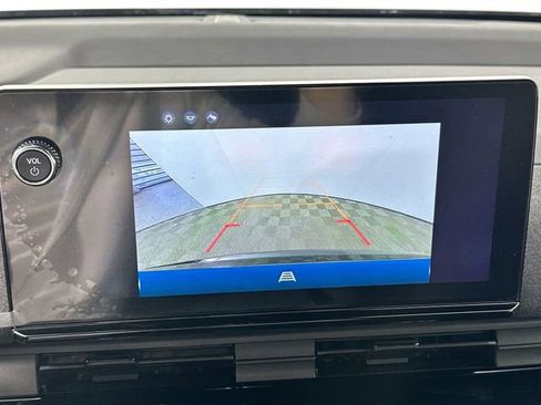 Used 2024 Honda Prologue EX image 12