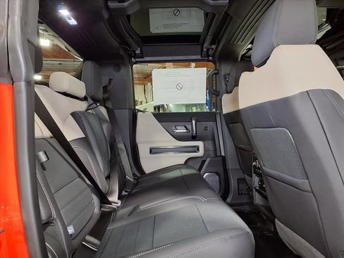 Used 2026 GMC Hummer EV 4x4 Crew Cab image 7