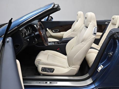 Used 2014 Bentley Continental GTC image 23