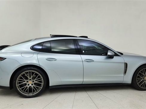 Used 2023 Porsche Panamera Platinum Edition image 6