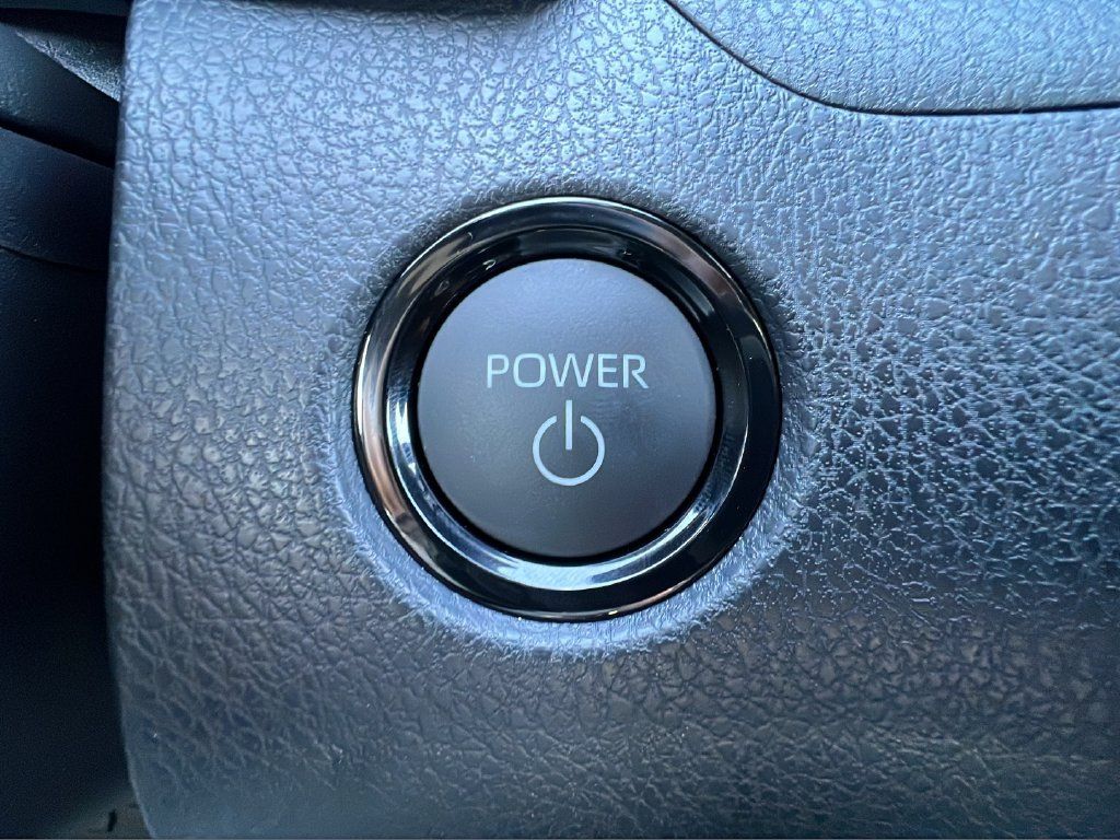 Used 2026 Toyota Camry SE w/ Convenience Package FWD image 21