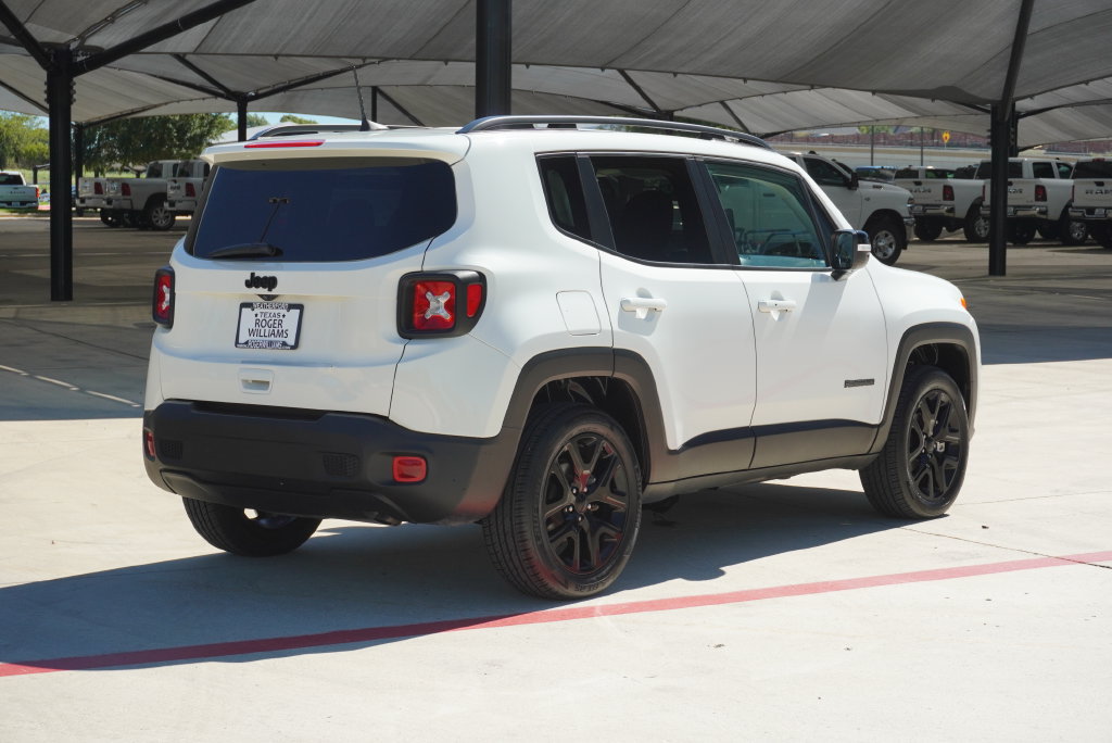 Used 2023 Jeep Renegade Altitude w/ Convenience Group I AWD/4WD image 5