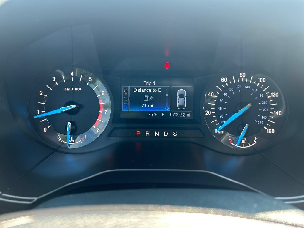 Used 2018 Ford Edge SE AWD/4WD image 24