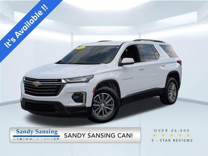 Used 2023 Chevrolet Traverse LT
