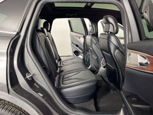 Used 2019 Lincoln Nautilus Reserve w/ Ultimate Package image 43