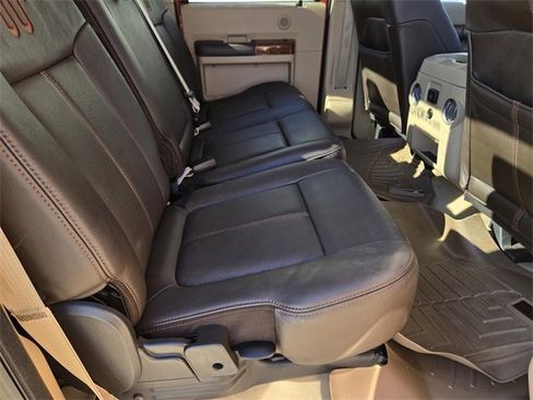 Used 2015 Ford F250 King Ranch w/ King Ranch w/Chrome Package image 27