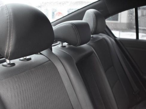 Used 2017 Honda Accord Sport image 23