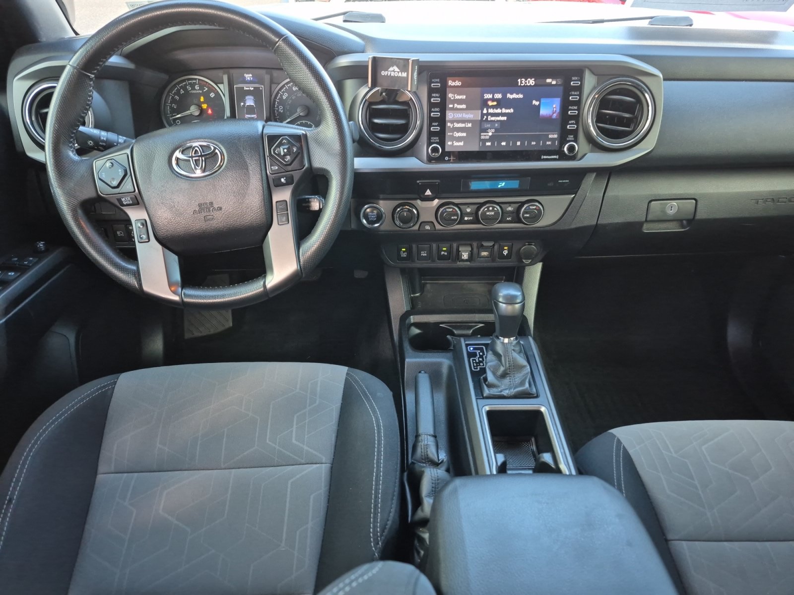Used 2021 Toyota Tacoma TRD Off-Road w/ Technology Package AWD/4WD image 18