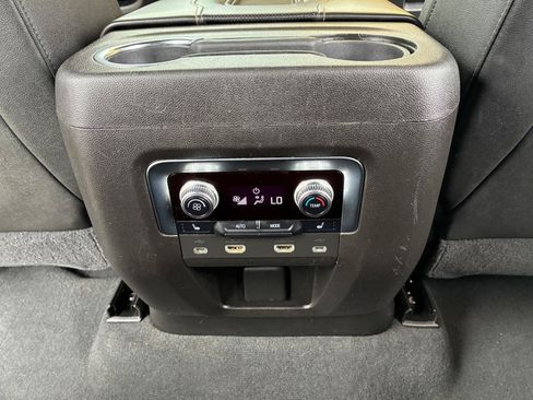Used 2021 GMC Yukon AT4 w/ Rear Media and Nav Package AWD/4WD image 30