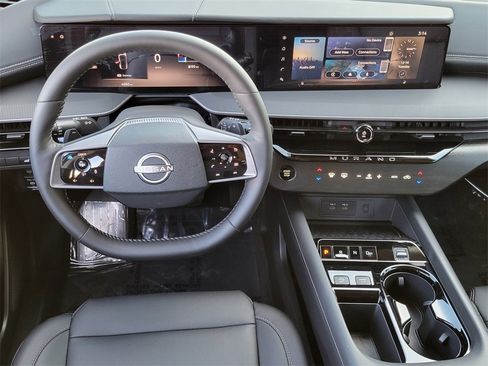 Used 2025 Nissan Murano SV image 4