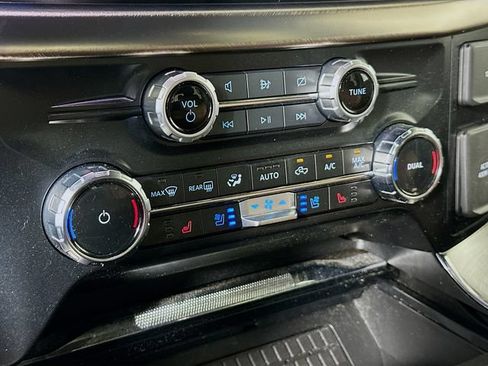 Used 2023 Ford F150 King Ranch w/ Equipment Group 601A High AWD/4WD image 19