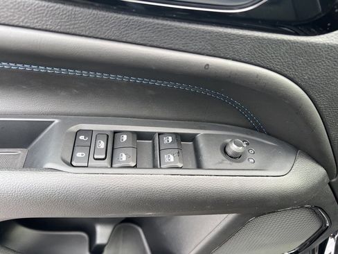 New 2026 Jeep Compass Limited image 19