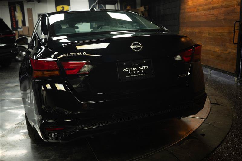 Used 2025 Nissan Altima 2.5 SV AWD/4WD image 6