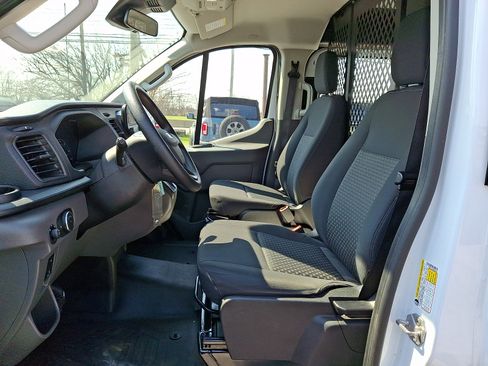 Used 2024 Ford Transit 250 Low Roof w/ Exterior Upgrade Package RWD image 13