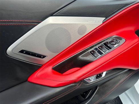 Used 2022 Chevrolet Corvette Stingray Premium Conv w/ Z51 Performance Package image 11