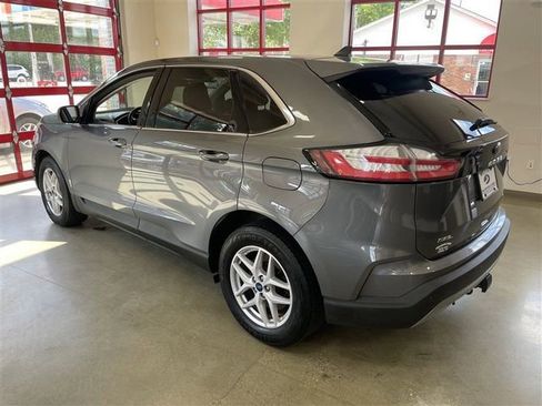 Used 2021 Ford Edge SEL w/ Convenience Package AWD/4WD image 5