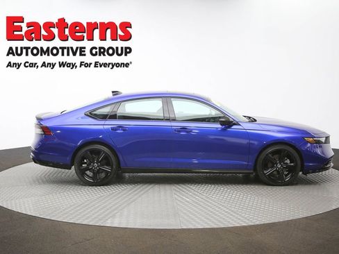 Used 2025 Honda Accord Sport image 46