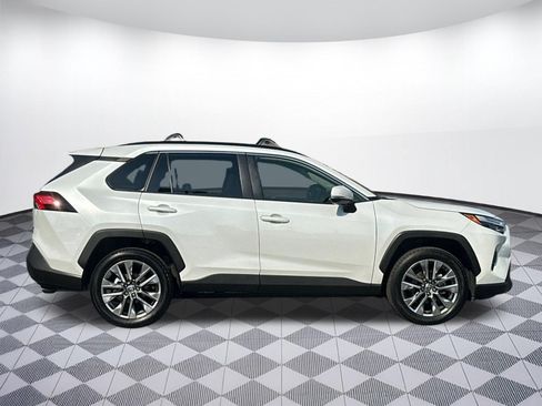 Used 2025 Toyota RAV4 XLE Premium w/ Weather Package AWD/4WD image 8