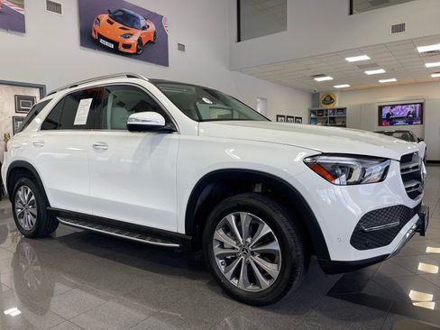 Used 2022 Mercedes-Benz GLE 350 w/ Premium Package image 7