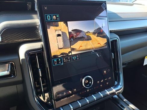 New 2026 GMC Yukon XL AT4 image 20