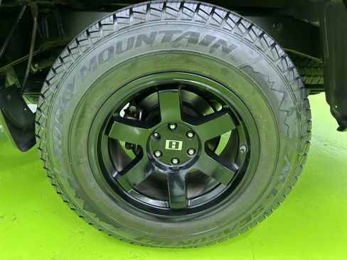Used 2013 Nissan Frontier S RWD image 15