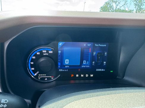 Certified 2024 Ford Bronco Outer Banks AWD/4WD image 13