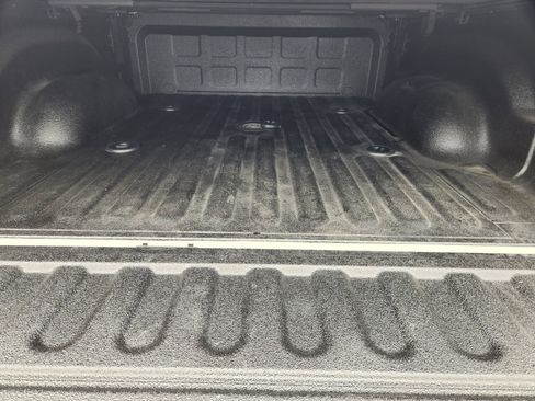 Used 2024 RAM 2500 Laramie w/ Night Edition AWD/4WD image 32