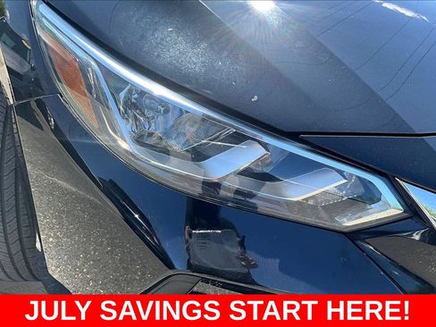 Used 2021 Nissan Sentra SV FWD image 34