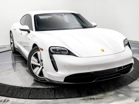 Used 2023 Porsche Taycan 4S AWD/4WD image 22