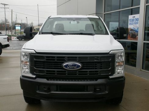 New 2026 Ford F250 XL w/ XL Off-Road Package image 6