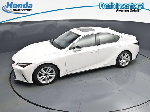 Used 2023 Lexus IS 300 w/ Comfort Package RWD image 22