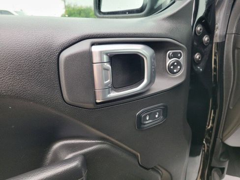 Used 2025 Jeep Wrangler Unlimited Sport S 4xe AWD/4WD image 26