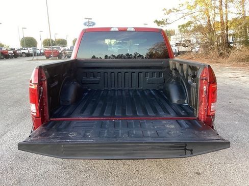 Used 2015 Ford F150 XLT image 9