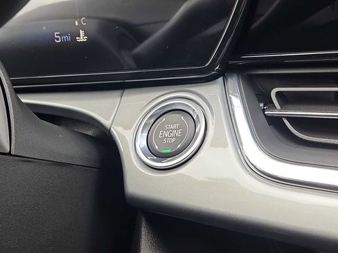 New 2026 Chevrolet Trax LT w/ Sunroof Package FWD image 13