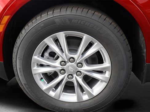 New 2026 Cadillac XT5 Luxury image 9