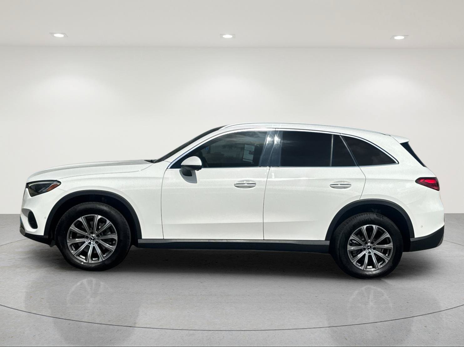 Certified 2026 Mercedes-Benz GLC 300 4MATIC image 3