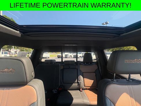 Used 2026 Chevrolet Silverado 1500 High Country AWD/4WD image 13