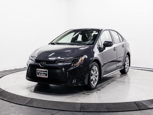 Certified 2023 Toyota Corolla LE image 3