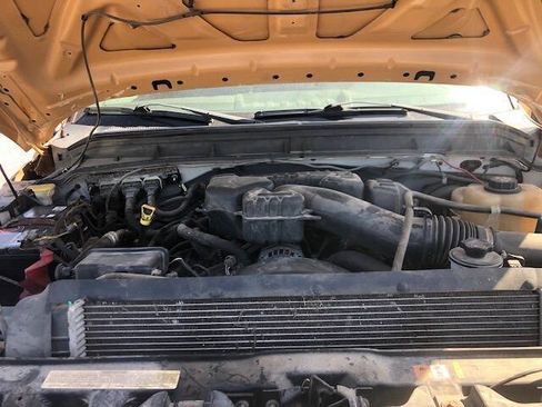 Used 2016 Ford F350 XL AWD/4WD image 11