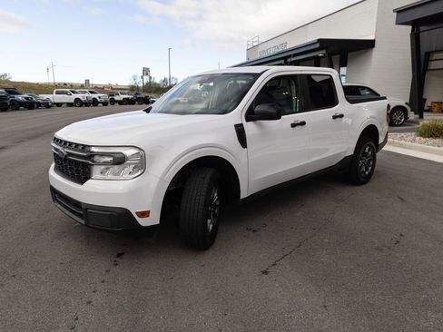 Used 2022 Ford Maverick XLT image 3