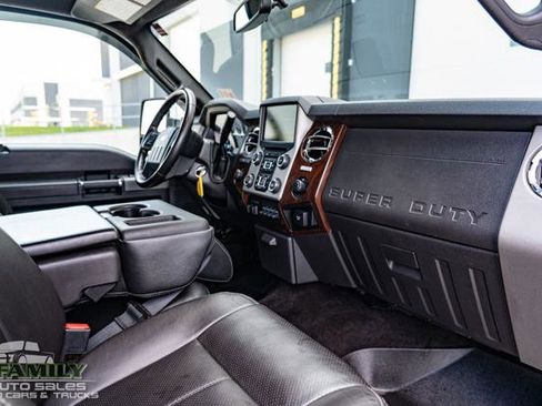 Used 2016 Ford F350 Lariat w/ Chrome Package image 25