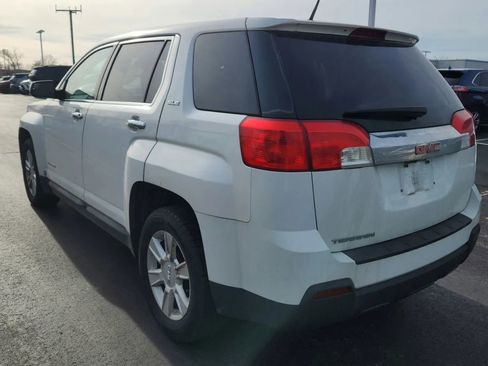 Used 2013 GMC Terrain SLE w/ LPO, Chrome Package image 4