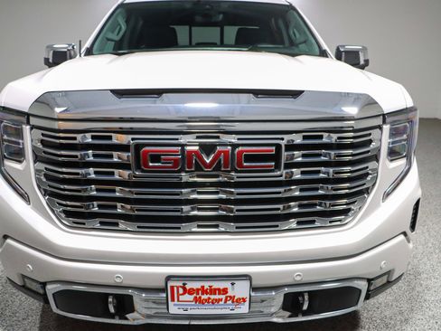 Used 2022 GMC Sierra 1500 Denali image 4