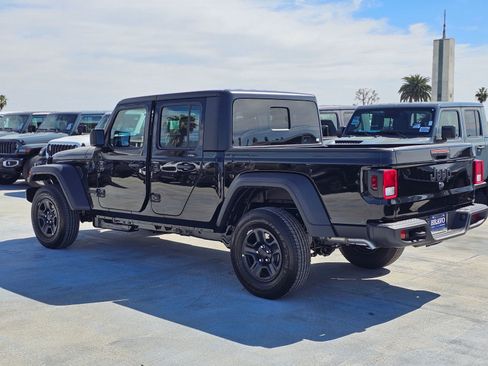 New 2026 Jeep Gladiator Sport image 5