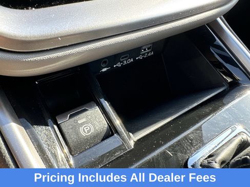 Certified 2025 Subaru Outback Premium AWD/4WD image 21