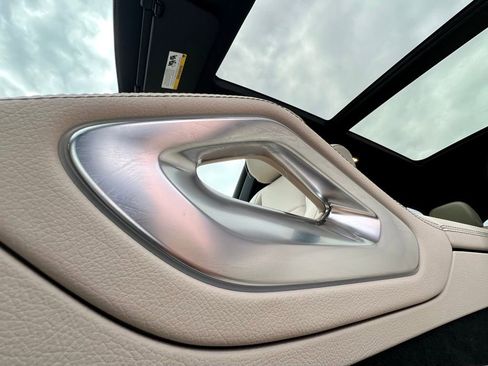 Certified 2025 Mercedes-Benz GLE 450 4MATIC image 13